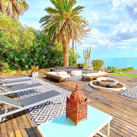 Villa Les Rotes Lodge *