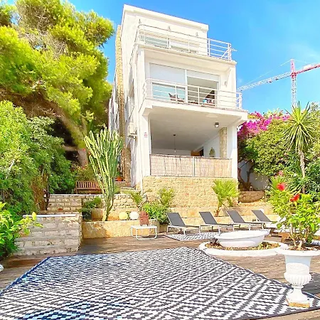 Lodge Villa Les Rotes *